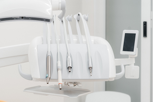 Hammaste reastamine aligneritega Tallinn